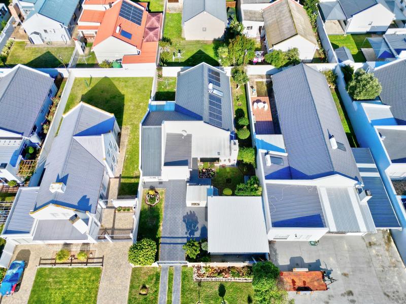 4 Bedroom Property for Sale in Stilbaai Wes Western Cape